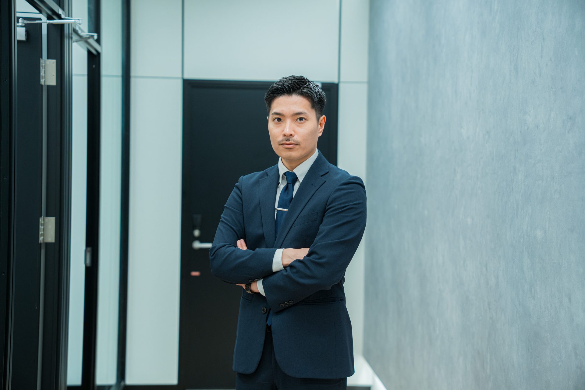 代表 岡部直